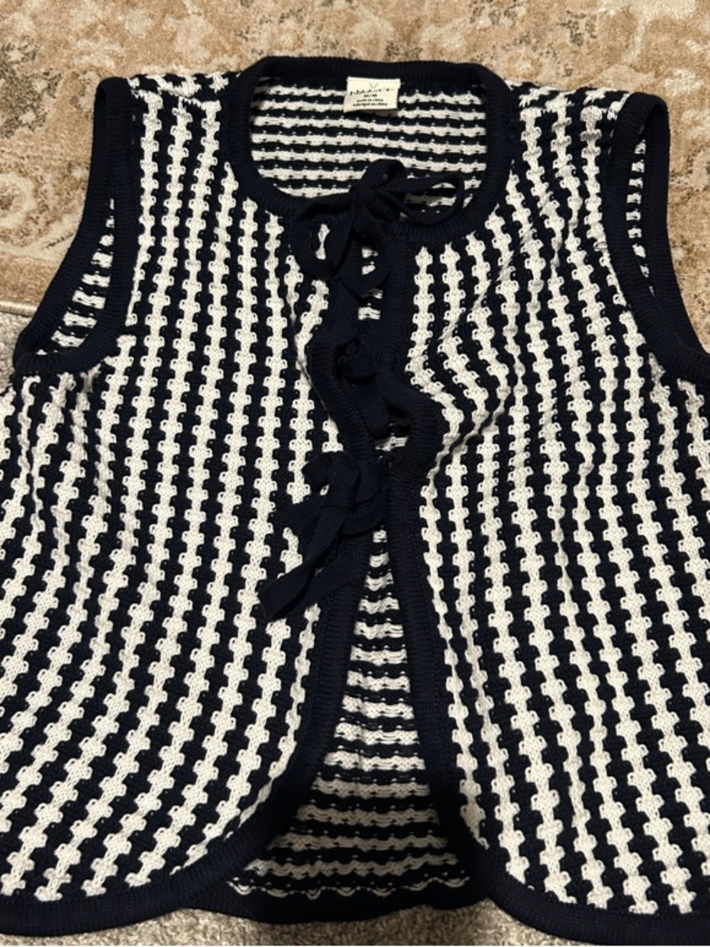 Sleeveless Knit Cardigan Vest in Navy and White